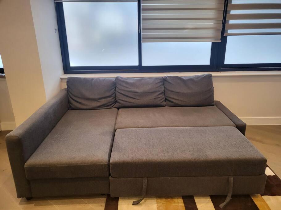 Entire Reigate Apartment Hosted By Pius Экстерьер фото
